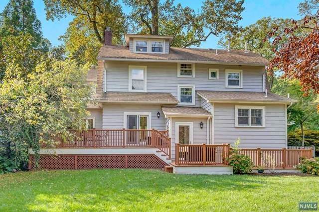 555 Park Street - Photo 1