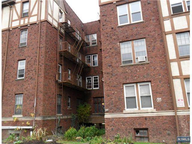 761 Scotland Road - Photo 1