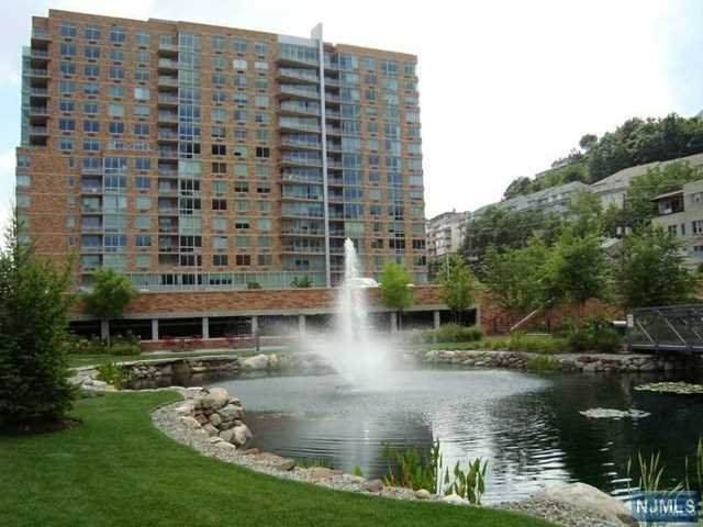 1226 Hudson Park - Photo 1