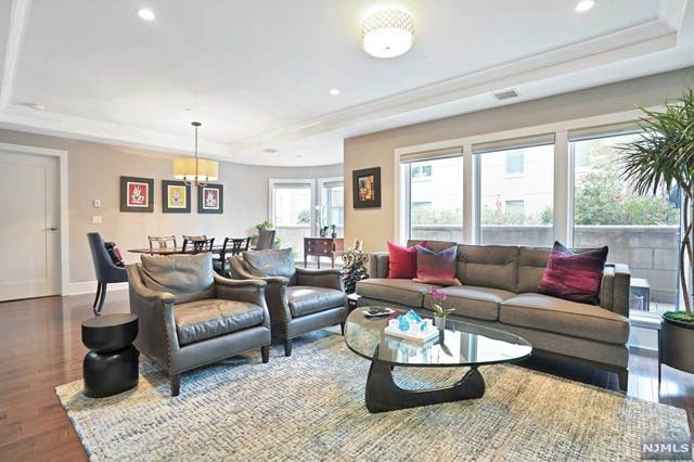 22 Eton Row - Photo 1
