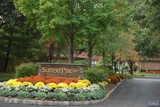 341 Sutton Place - Photo 1