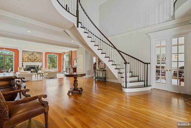 6 Lance Road - Photo 1