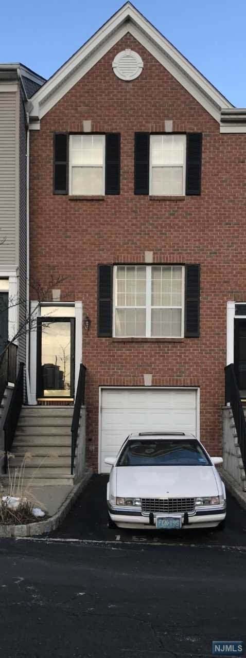 18 Ashby Lane - Photo 1