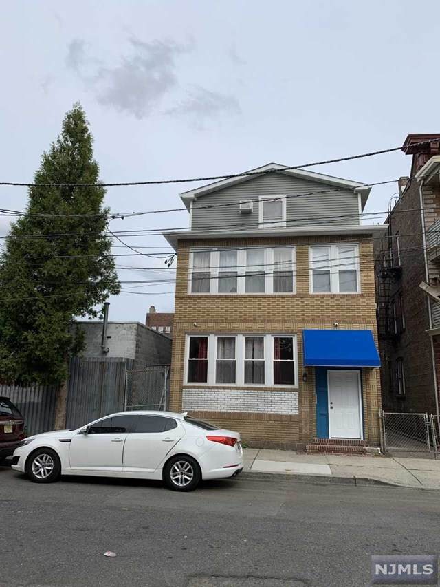 46 Martha Place - Photo 1