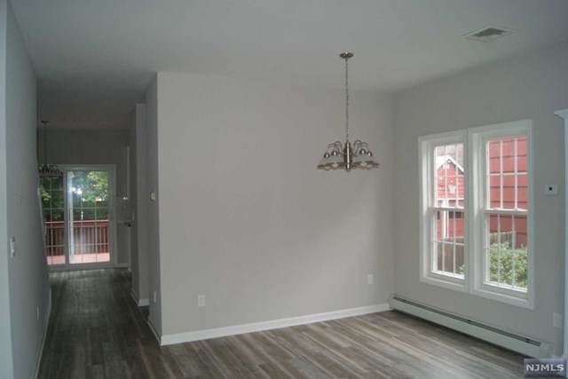 17 Mahan Street - Photo 1