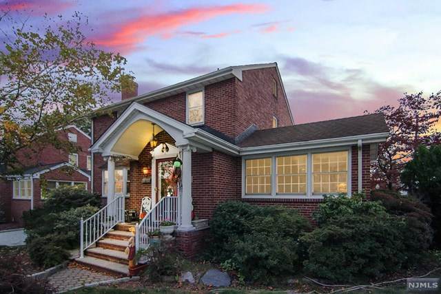 744 Lewandowski Street - Photo 1