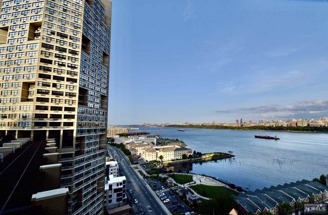 7002 Boulevard East - Photo 1