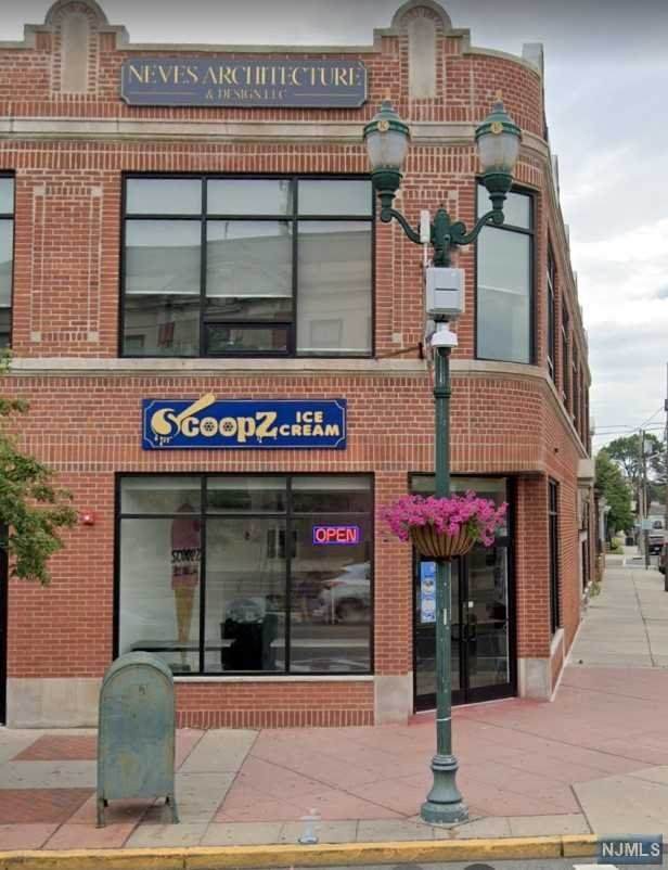 405 Kearny Avenue - Photo 1