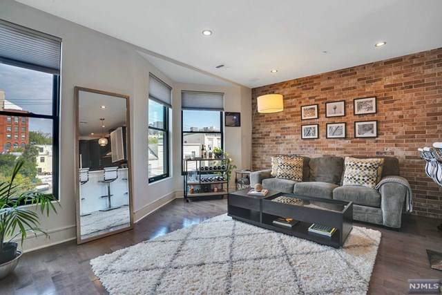 227 4th Street - Photo 1