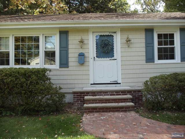 8 Clifford Drive - Photo 1