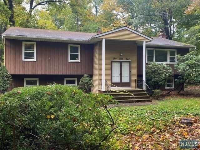 553 Blueberry Place - Photo 1