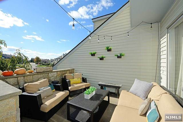 80 Davey Drive - Photo 1