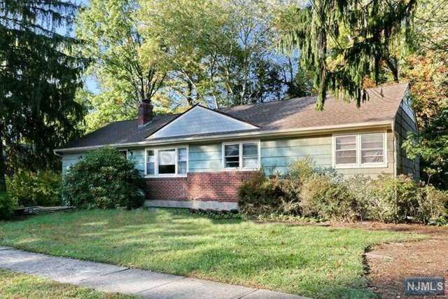 275 Rockland Avenue - Photo 1