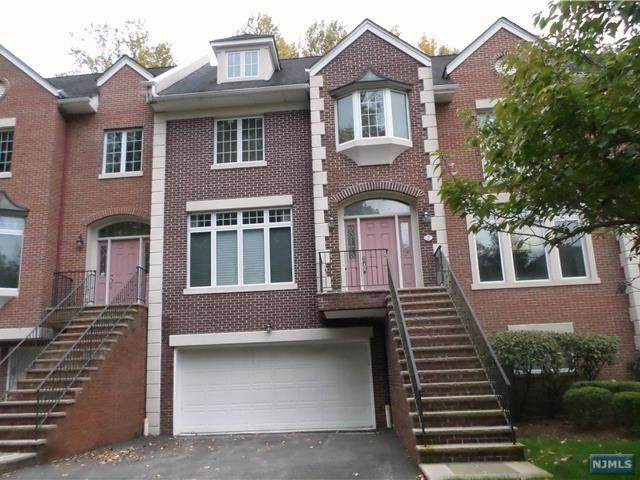 2 Candlewood Drive - Photo 1