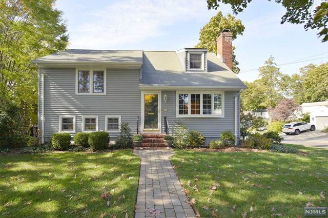 418 Fairfield Avenue - Photo 1