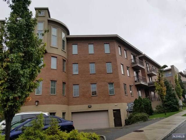 250 Laird Avenue - Photo 1