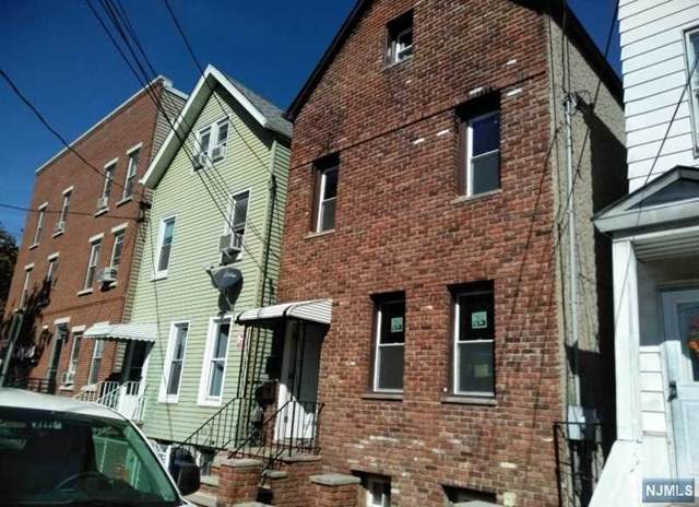 55 Nichols Street - Photo 1