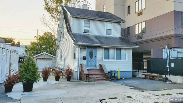 312 Commercial Avenue - Photo 1