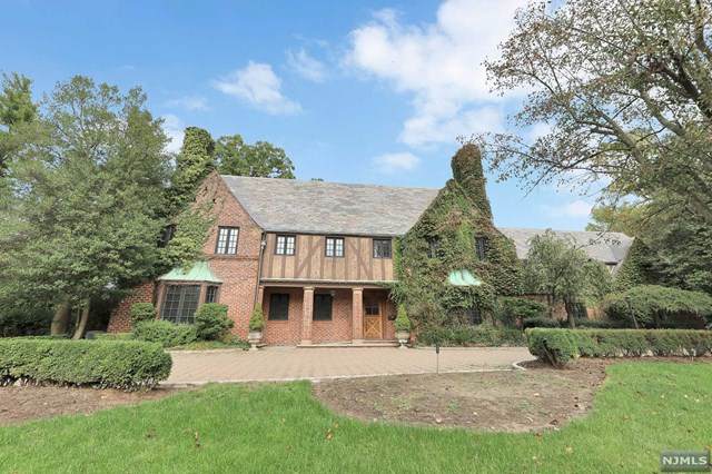 381 Booth Avenue - Photo 1