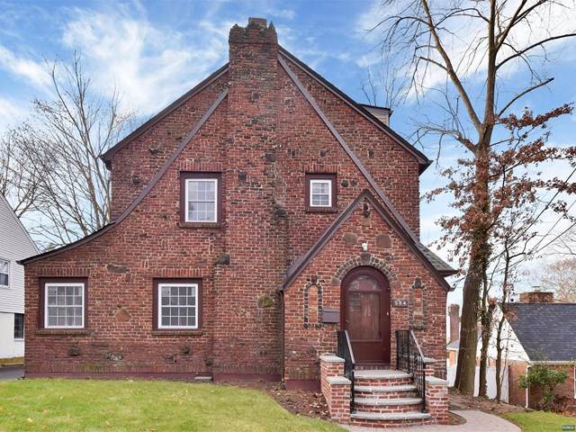 584 Cumberland Avenue - Photo 1