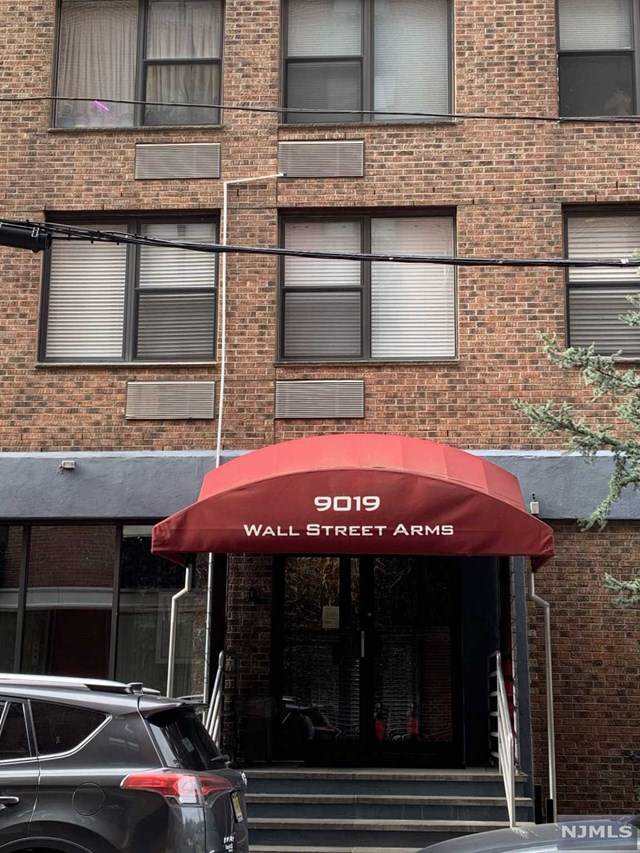 9019 Wall Street - Photo 1