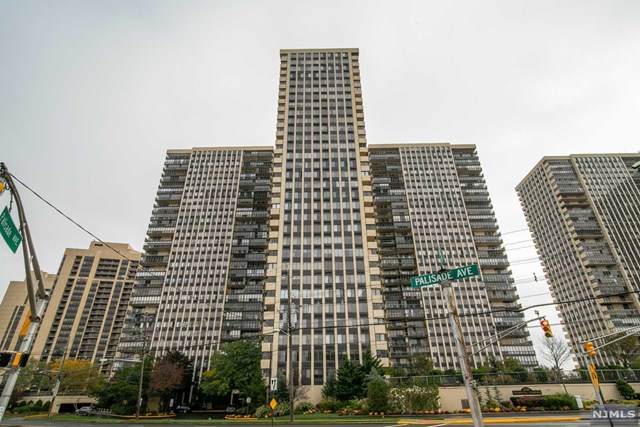 300 Winston Drive - Photo 1