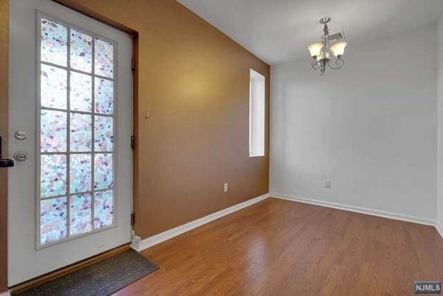 182 Livingston Street - Photo 1