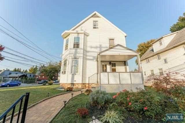 262 Delawanna Avenue - Photo 1