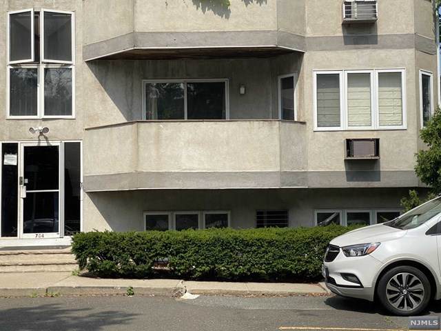 776-784 6th Street - Photo 1