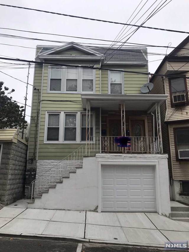 57 Hoyt Street - Photo 1