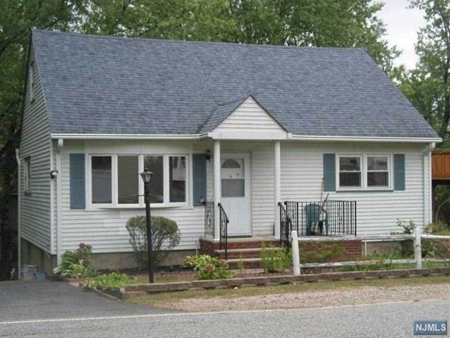 404 Riverview Drive - Photo 1