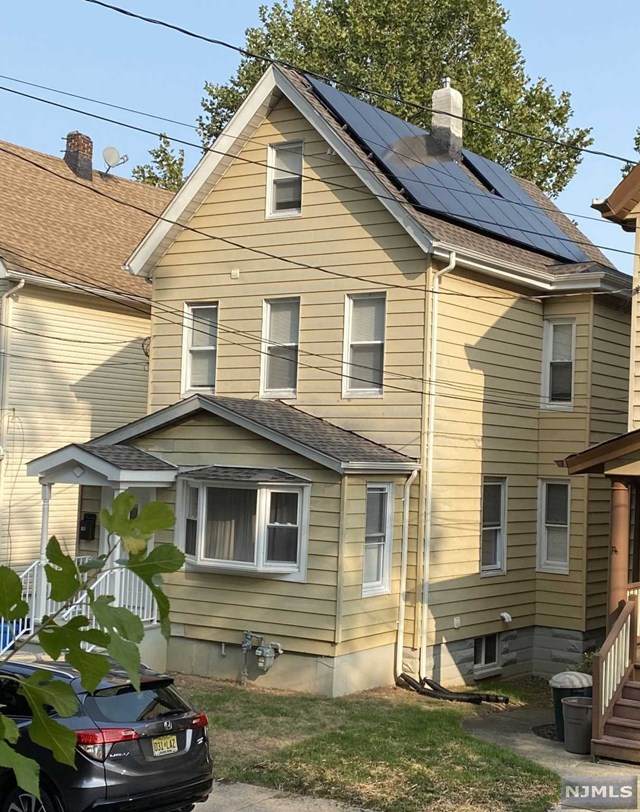 19 Crescent Place - Photo 1