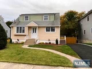 60 Franklin Avenue - Photo 1