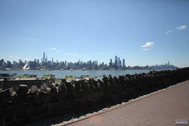 851 Boulevard East - Photo 1