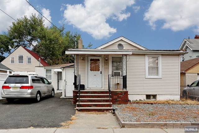 122 English Street - Photo 1