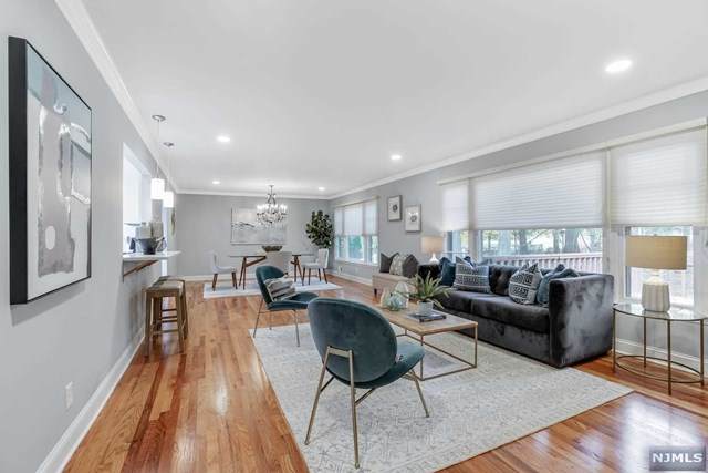 18 Scarsdale Drive - Photo 1