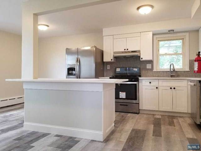 562 Hillside Street - Photo 1