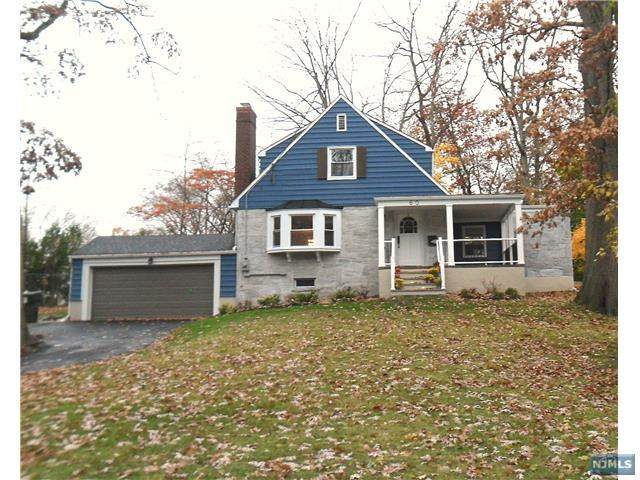 60 Fells Road - Photo 1