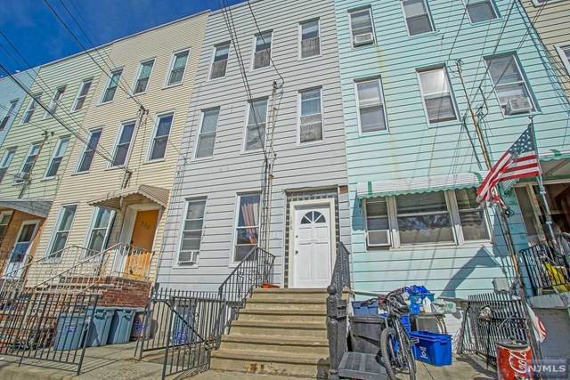 198 Bowers Street - Photo 1