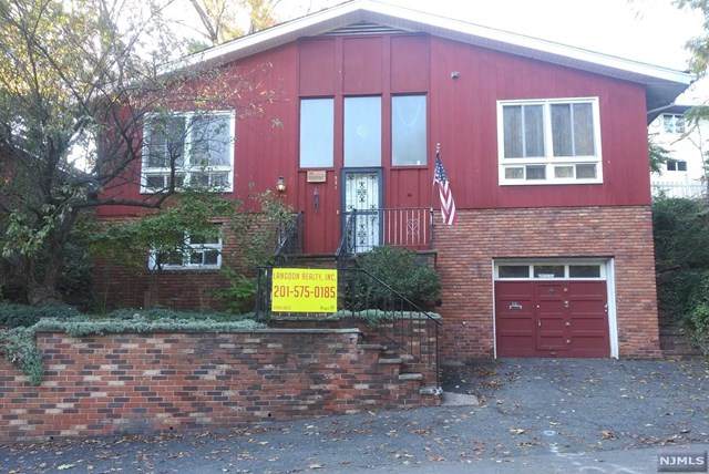 521 Winterburn Grove - Photo 1