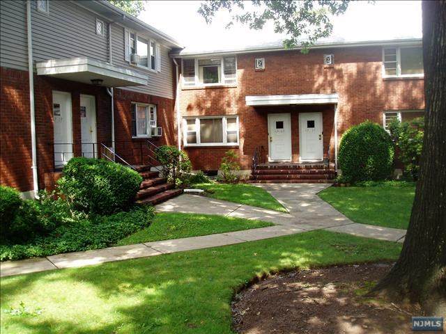 272 Teaneck Road - Photo 1