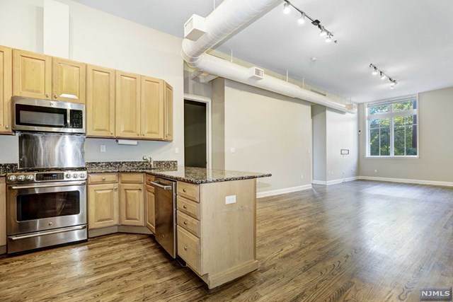 1023 Clinton Street - Photo 1