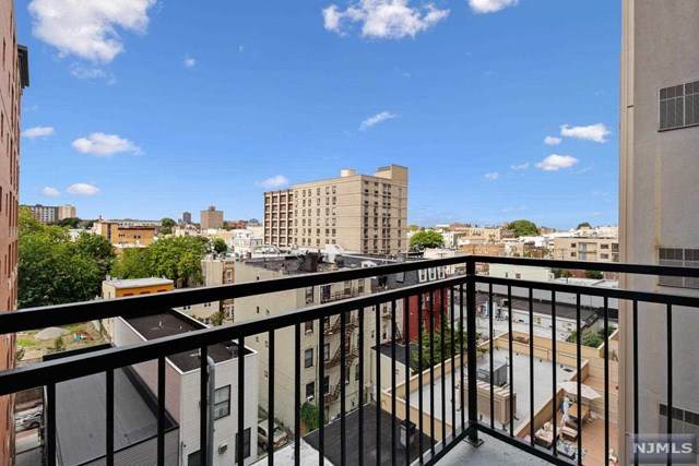 4315 Park Avenue - Photo 1