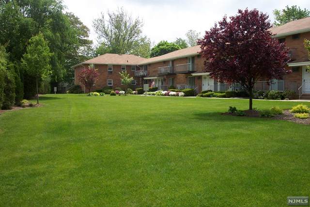 15 Cottage Street - Photo 1