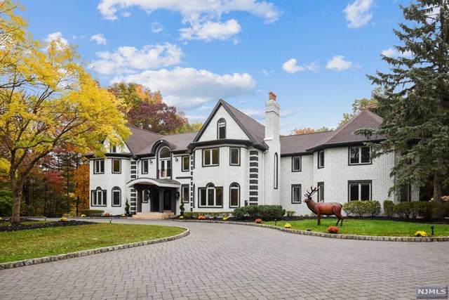 6 Country Squire Road - Photo 1