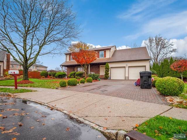 18 Hamilton Court - Photo 1