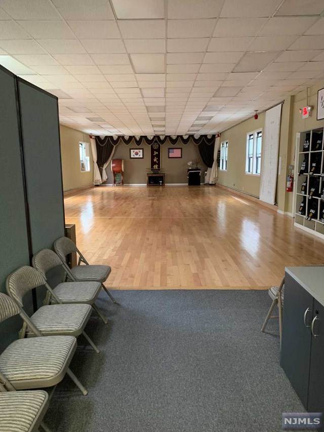 603 Broad Avenue - Photo 1