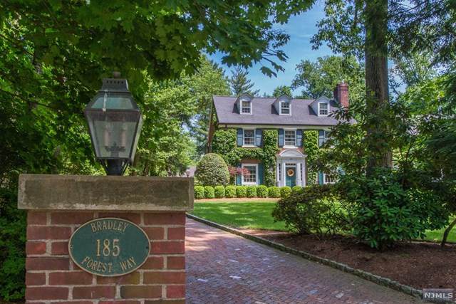 185 Forest Way - Photo 1