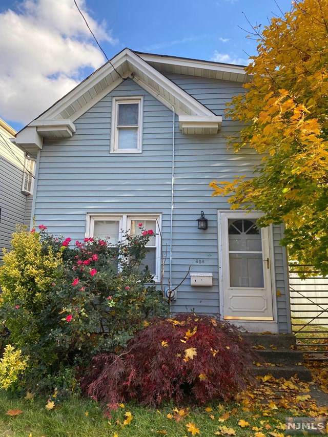 308 9th Street - Photo 1