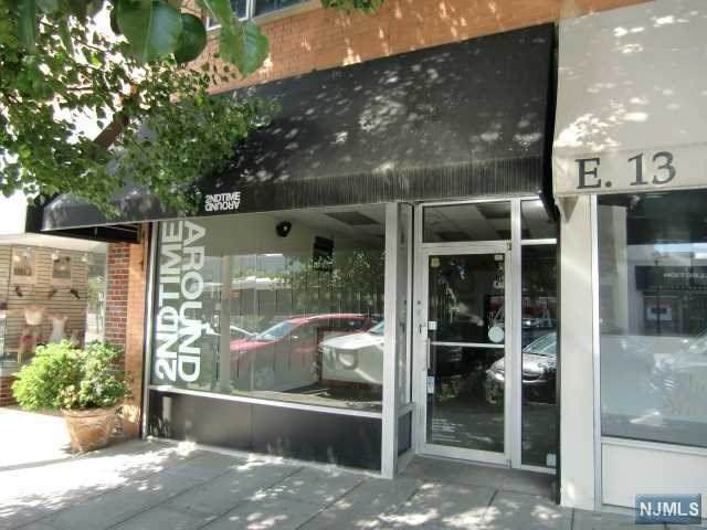11 Palisade Avenue - Photo 1